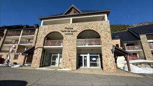 Duplex 8 couchages, au pied des pistes de la Mongie