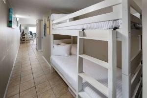 Pelican Isle 403 Beautiful gulf front condo