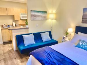 Fully Equipped DTSM Studio, Blocks to Ocean & Pier