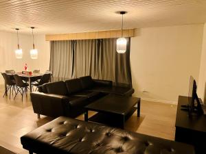 White Pearl, Beach & lalandia 2 min drive,free parking, Fastest Fiber Internet