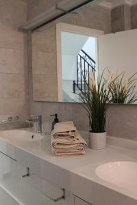 Espanhouse Puerto Romano