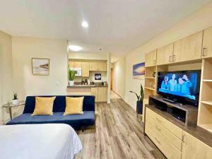 Heart of DT SM Studio, Walk To Beach & Pier