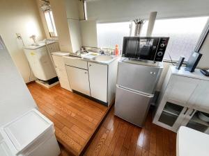 2 Units in 1 Listing near Nakano CBD and Broadway