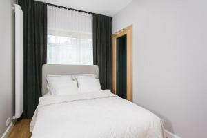 Golden Apartments Warsaw - Luxury 2-Bedroom, Mennica Residence&41