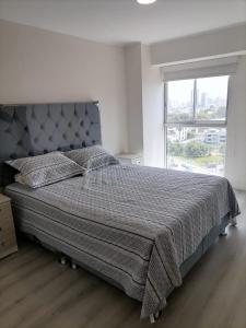 cozy apartment with swimming pool parking includ