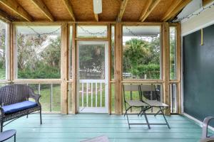 Charming Port Royal Duplex – Walk to Shops & Sands Beach