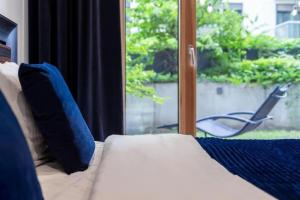 Golden Apartments Warsaw - Luxury 2-Bedroom, Mennica Residence&144