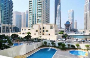 Royal Marina Inn