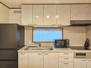 furano lavender house