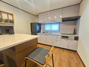 furano lavender house