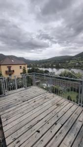 Mountains Galerie Apartment Hana