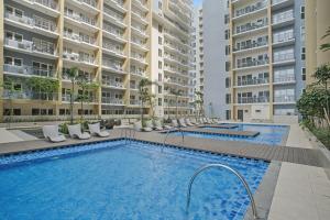 Lovely & Spacious 2BR Home near Solaire & Okada