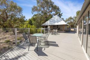 Bungaree - Waterfront Retreat