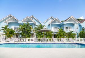 Silver Palms Charming 1BR Retreat Private Beach Pool