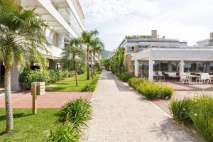 Ap na Beira Mar do Campeche em Condomínio Completo