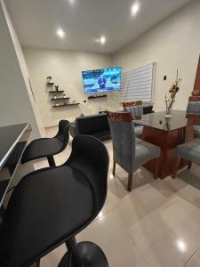 Casa Moderna Premium con Aire Acondicionado y Cine