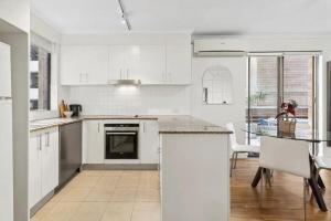 1-bed flat in CENTRAL Sydney