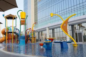 A luxurious 1 bedroom and living room