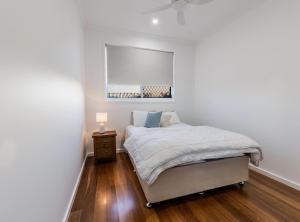 Solas Sands 3 BR w Pool & Boat Park - 5 min Beach