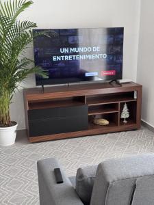 Comodo Apartamento con Ubicacion Central