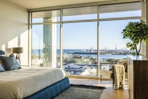 Marbella Lane - Luxurious 3BR Penthouse