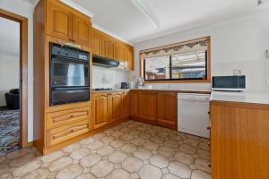 Pier Road Perfection