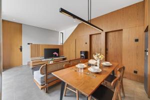 Damita Villa Brand New Modern 2BR Private Pool in Ubud