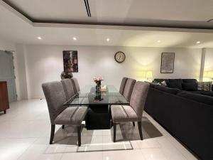 Family Suite 3-BR #VN Residence 2, Pratumnak - Pattaya