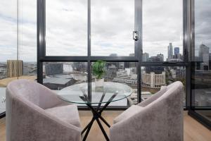 Skyline Outlook - Free Parking, Pool & Gym