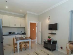 62 on Sharwood guesthouse