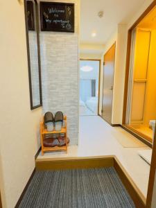 402 Dotonbori River5 min walk to Dotonbori Kuromon Market Shinsaibashi, Namba business district washing machine on balcony 1F free dryer microwave