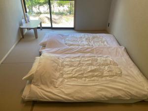 SEN.RETREAT TAKIJIRI