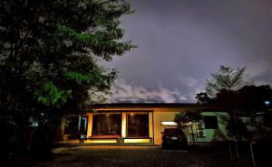 Little Tree Hut Bangkachao