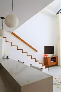 Stylish 1BR Villa with AC Living and Pool in Pererenan