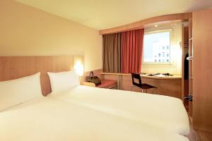 Hotels ibis Bayeux Port En Bessin : photos des chambres