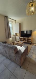 Maison rénovée avec stationnement privatif