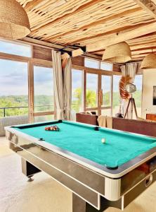 The Castle Uluwatu - Ocean View Luxury villa