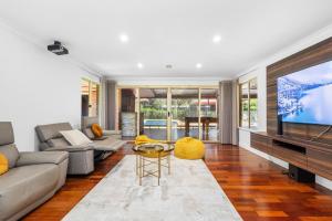 Hearth & Home A Sepal Stay