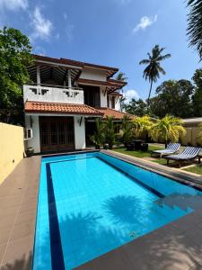 Grand Royal Villa Negombo