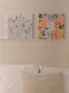 open,Hongik University Station ,10 minutes on foot,Cozy house with artistic sensibility