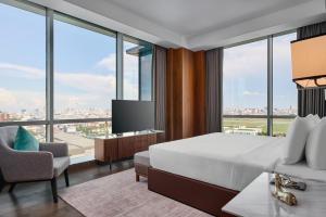 Crowne Plaza Phnom Penh by IHG