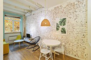 Modern colorful apt in the heart of Tbilisi