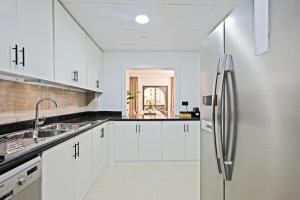 Spacious 4BR in JBR Steps to Beach & Walk