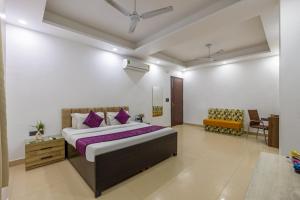 Aura Residency By Groom Room Hospitality I Sector -63A Noida I 87oo and 2o5 and 865