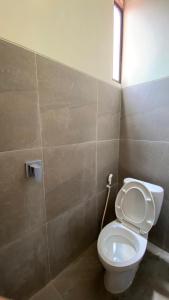 First Kost Seturan 32