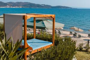 Talizeti Home - Adults Only