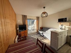 Studio Barcelonnette avec balcon plein Sud