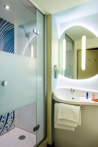 Hotels ibis budget Saint Quentin Yvelines - Velodrome : Chambre Double