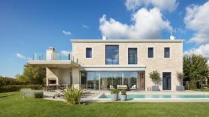 Luxury villa Valens with wellness in Tinjan