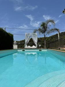 Seahomes Vacations - Charming House with Private Pool